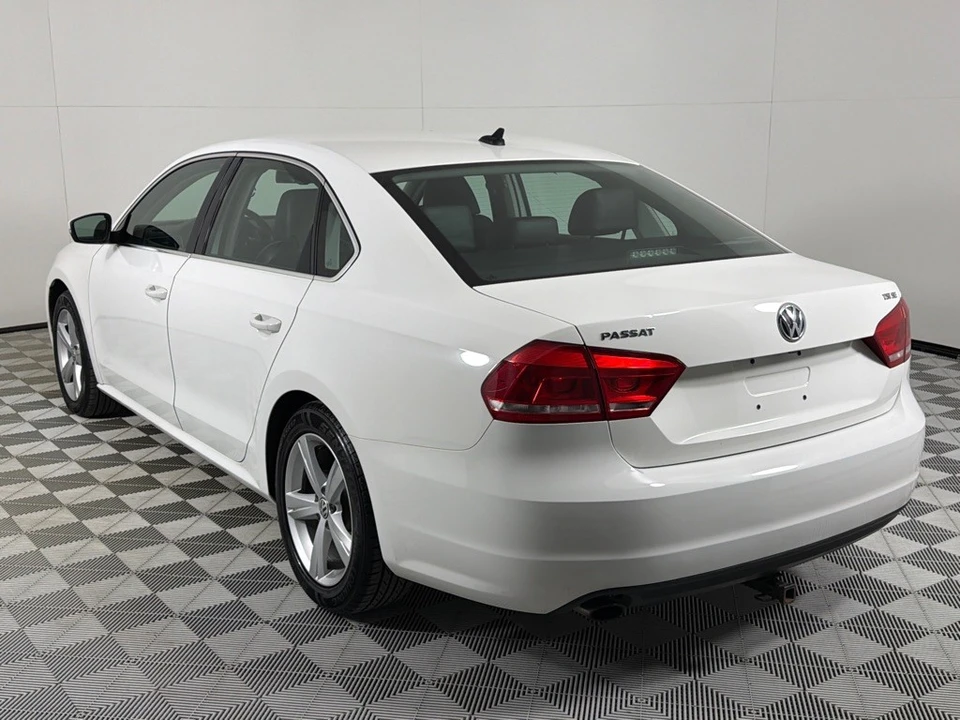 2014 Volkswagen Passat - Image 7 of 12