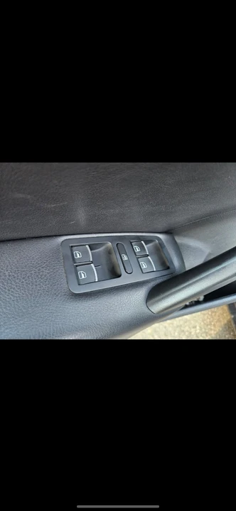 2014 Volkswagen Passat - Image 9 of 16