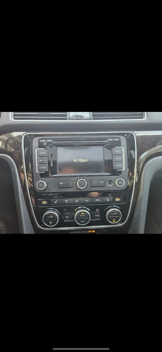 2014 Volkswagen Passat - Image 12 of 16