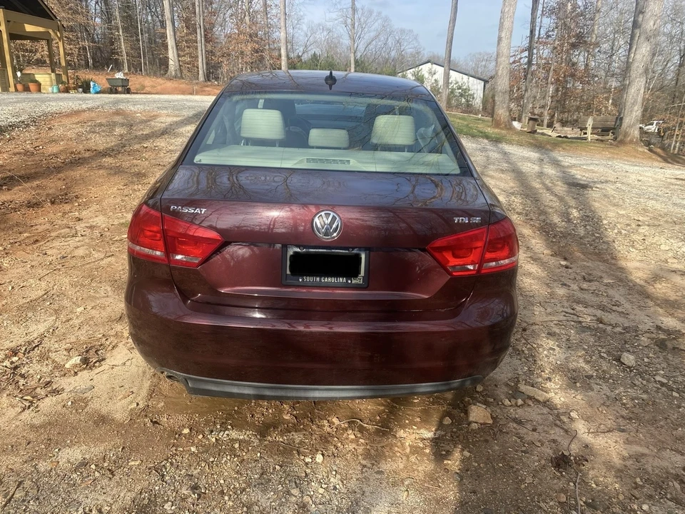 2014 Volkswagen Passat - Image 12 of 21