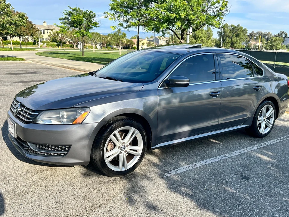 2014 Volkswagen Passat - Image 7 of 31