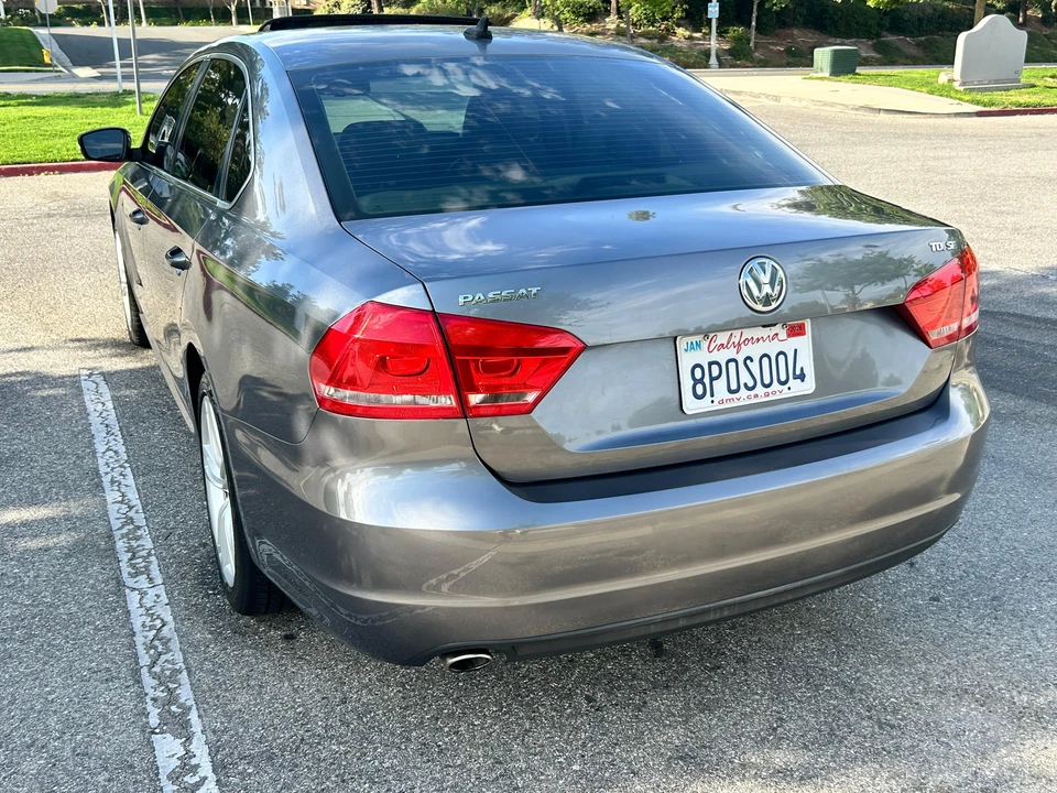 2014 Volkswagen Passat - Image 8 of 31