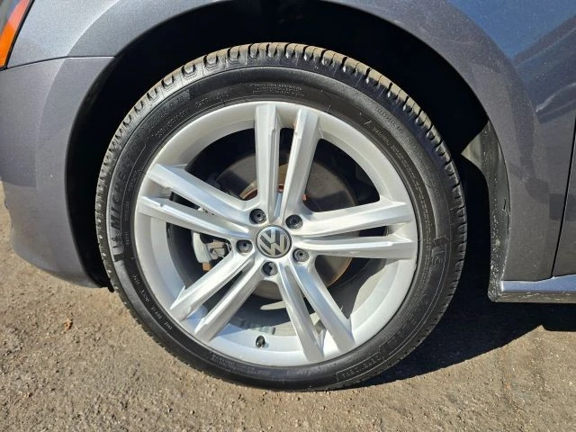 2014 Volkswagen Passat - Image 12 of 21