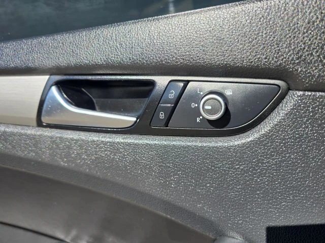 2014 Volkswagen Passat - Image 18 of 21