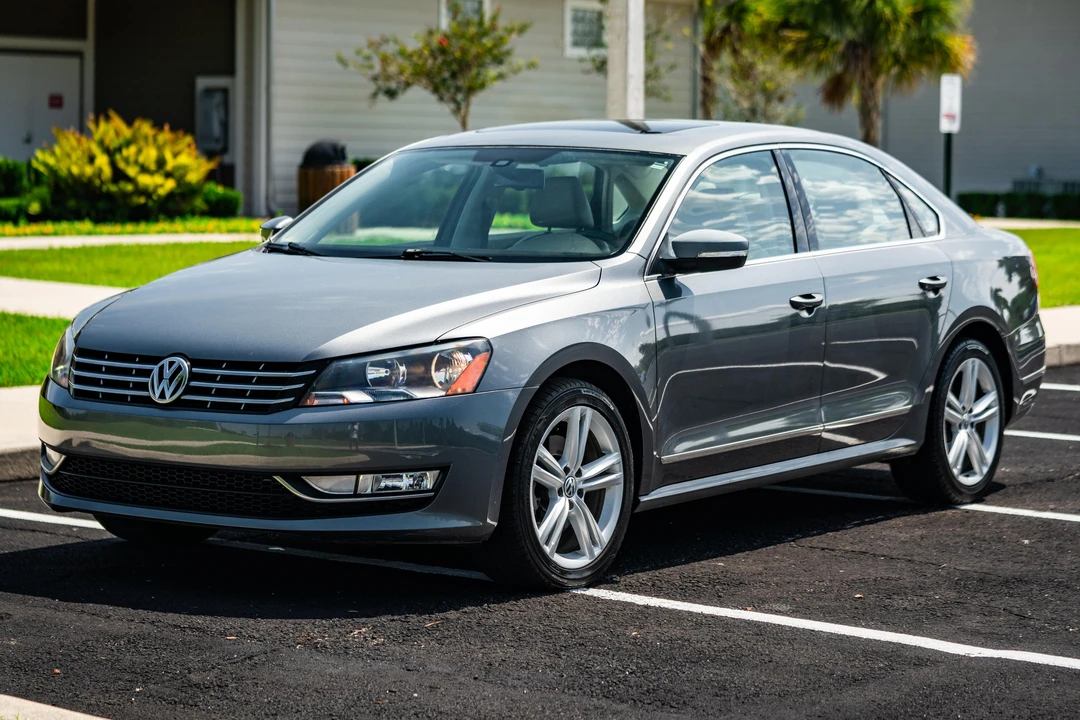 2014 Volkswagen Passat - Image 8 of 31