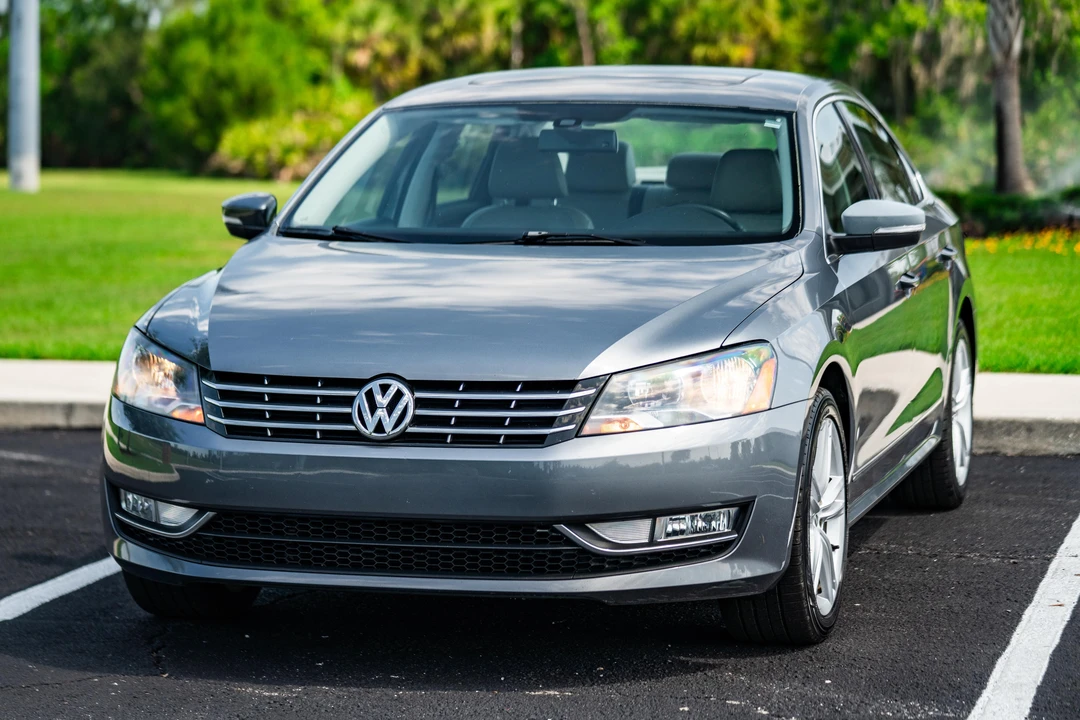 2014 Volkswagen Passat - Image 6 of 31
