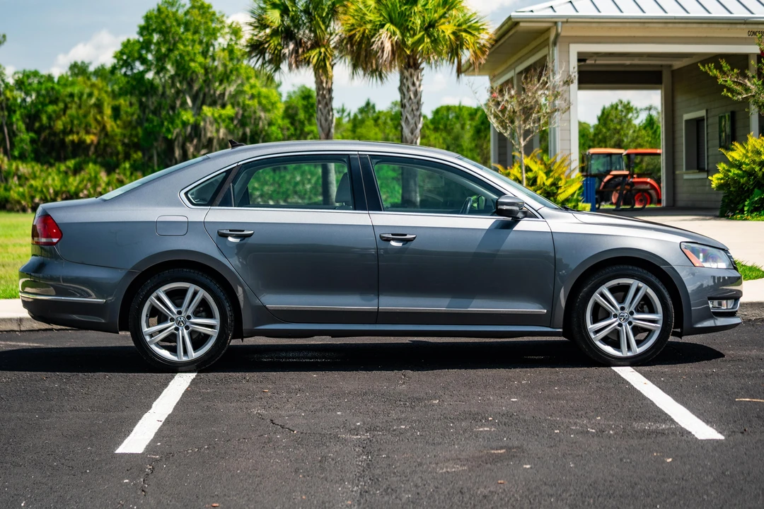 2014 Volkswagen Passat - Image 27 of 31