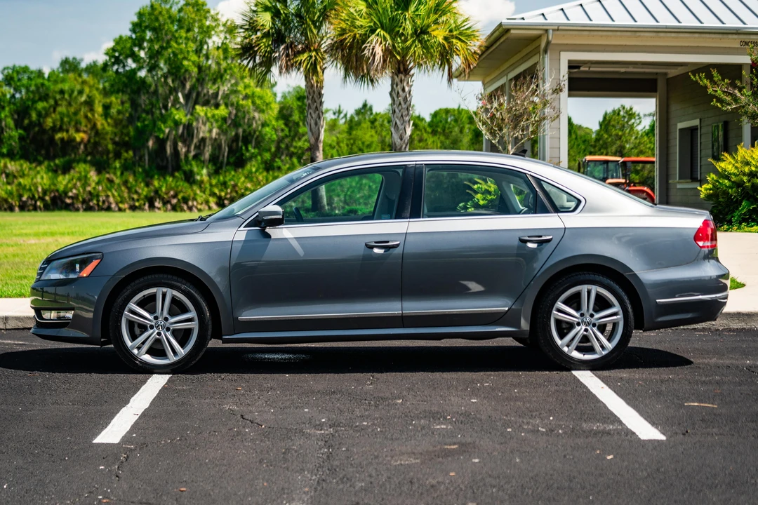 2014 Volkswagen Passat - Image 3 of 31