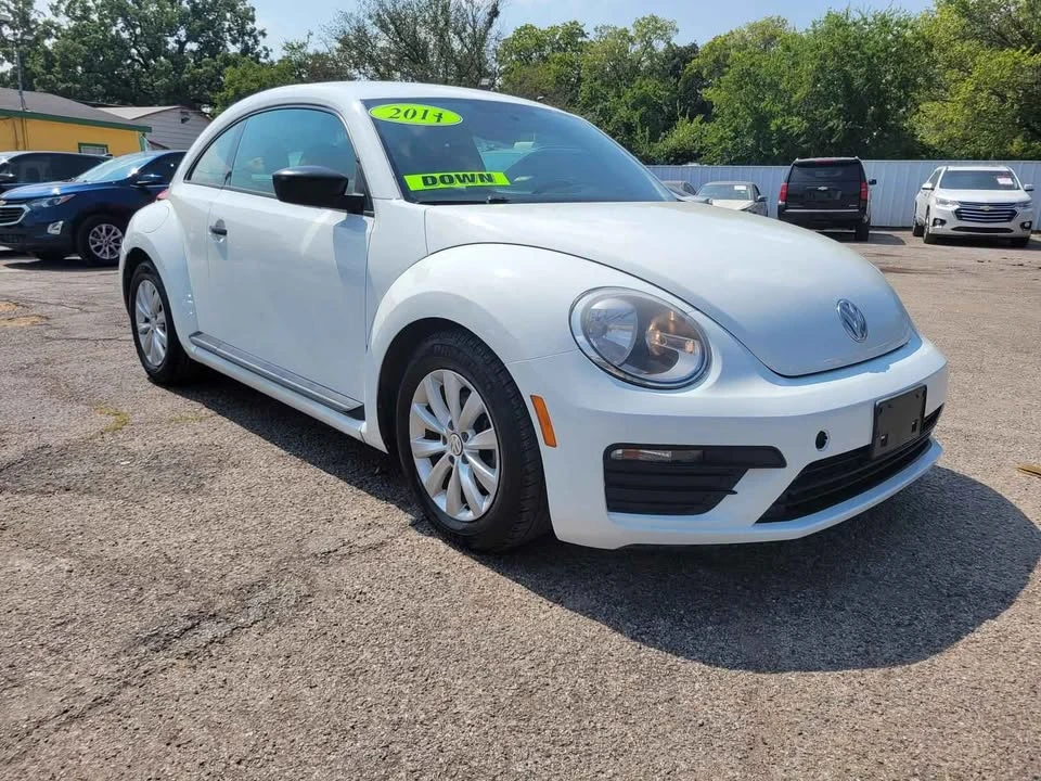 2014 Volkswagen A5 Beetle - Image 5 of 10
