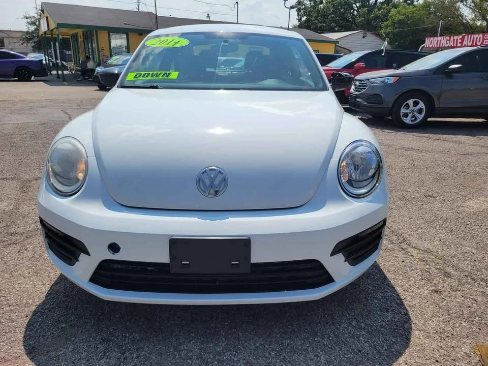 2014 Volkswagen A5 Beetle - Image 3 of 10