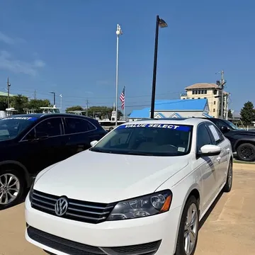 2014 Volkswagen Passat SE
