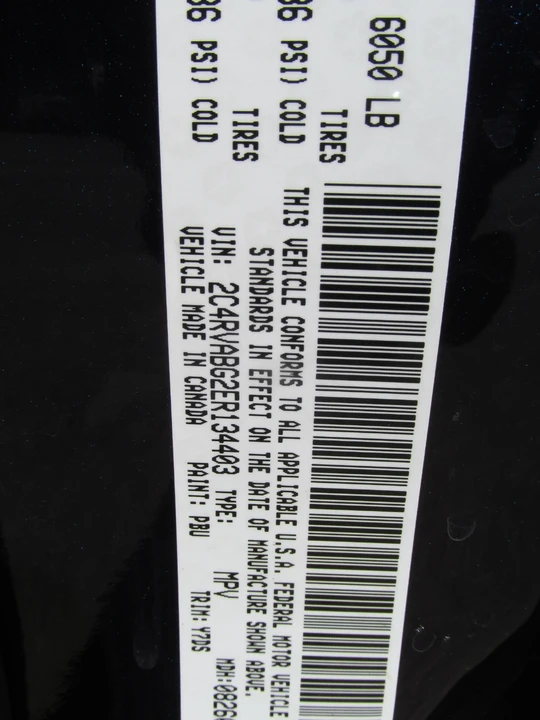 2014 Volkswagen Routan - Image 21 of 21
