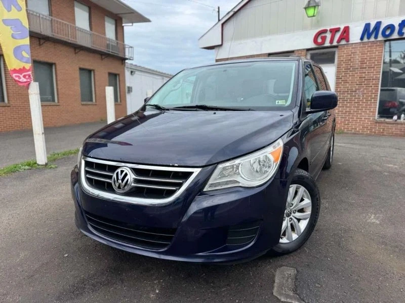 2014 Volkswagen Routan - Image 5 of 12