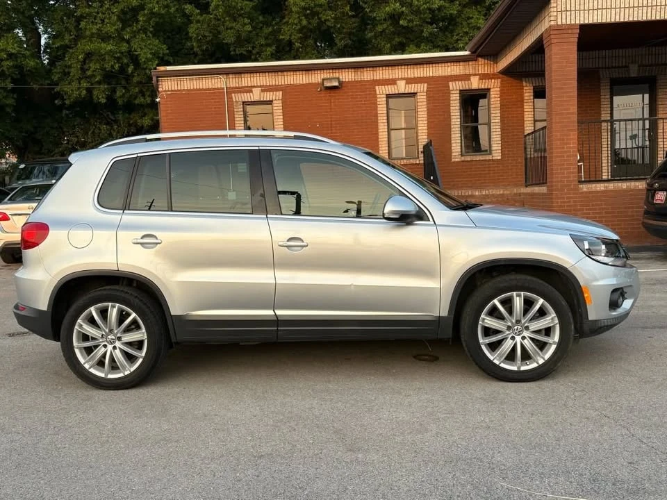 2014 Volkswagen Tiguan - Image 3 of 7