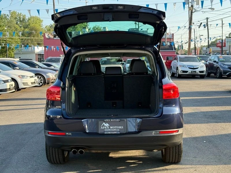 2014 Volkswagen Tiguan - Image 11 of 12