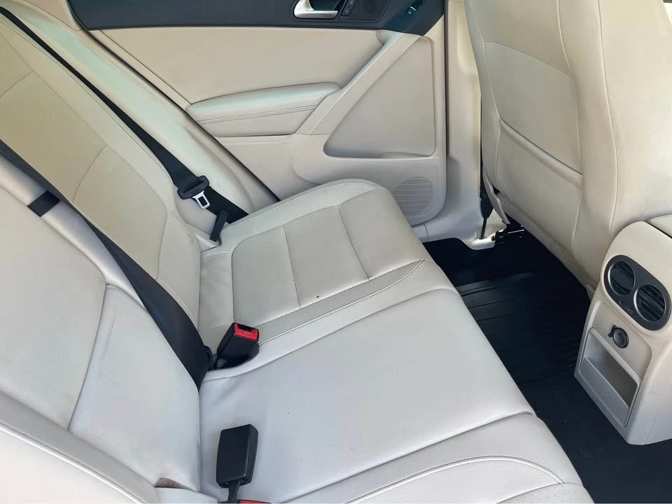 2014 Volkswagen Tiguan - Image 8 of 14