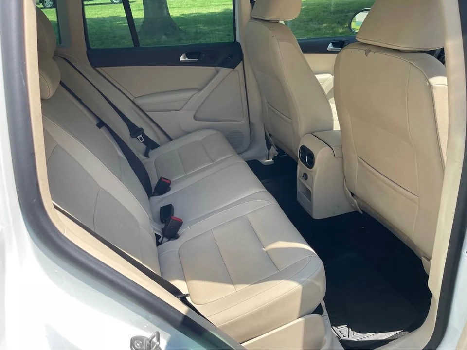 2014 Volkswagen Tiguan - Image 9 of 14