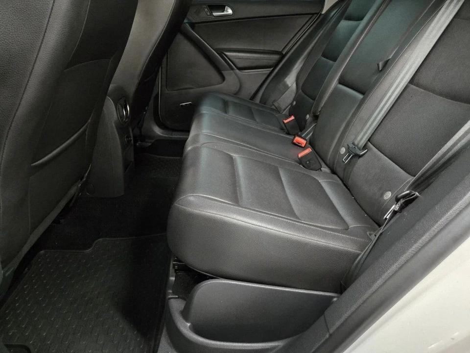2014 Volkswagen Tiguan - Image 9 of 20