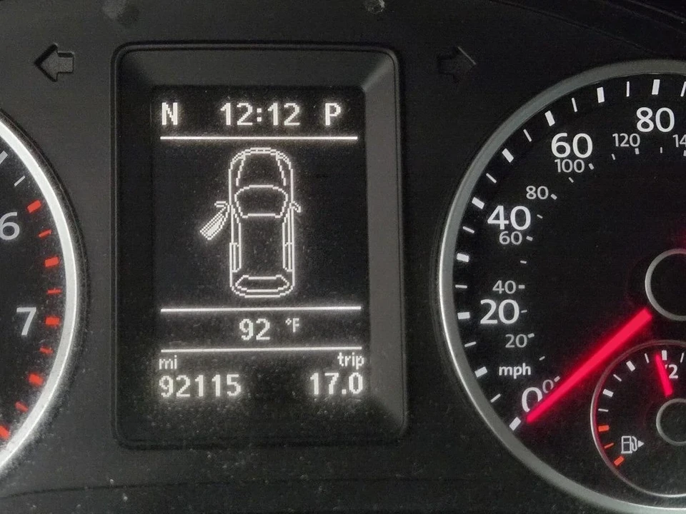 2014 Volkswagen Tiguan - Image 17 of 20