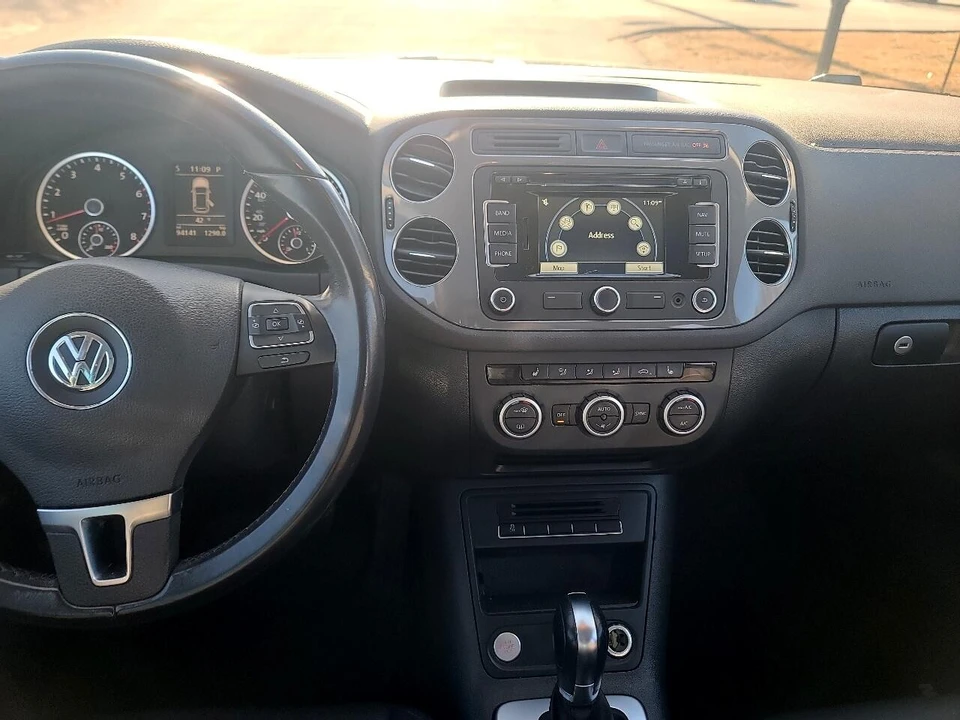 2014 Volkswagen Tiguan - Image 17 of 21