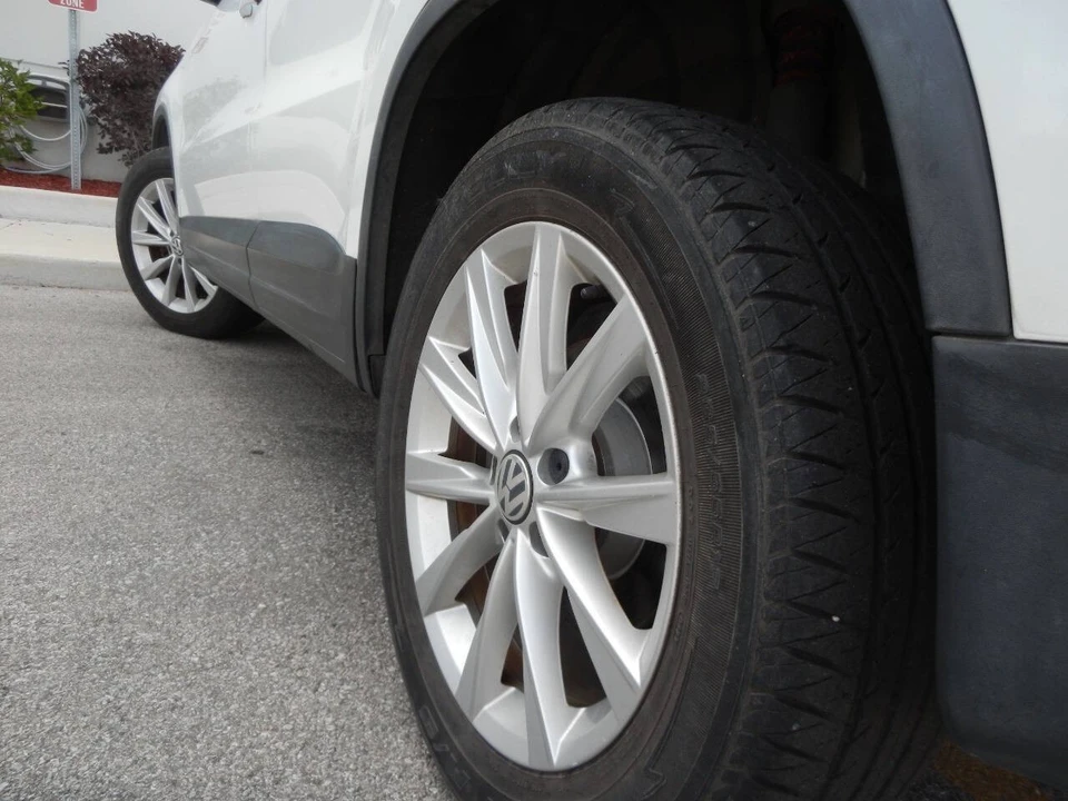 2014 Volkswagen Tiguan - Image 14 of 21