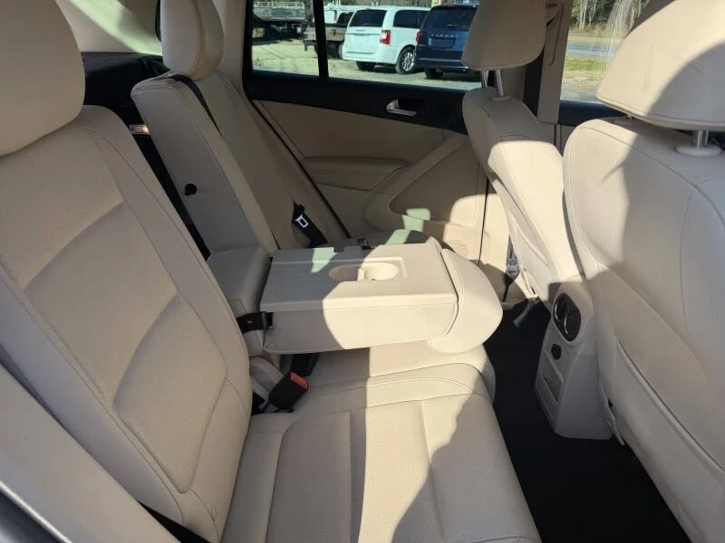 2014 Volkswagen Tiguan - Image 19 of 21