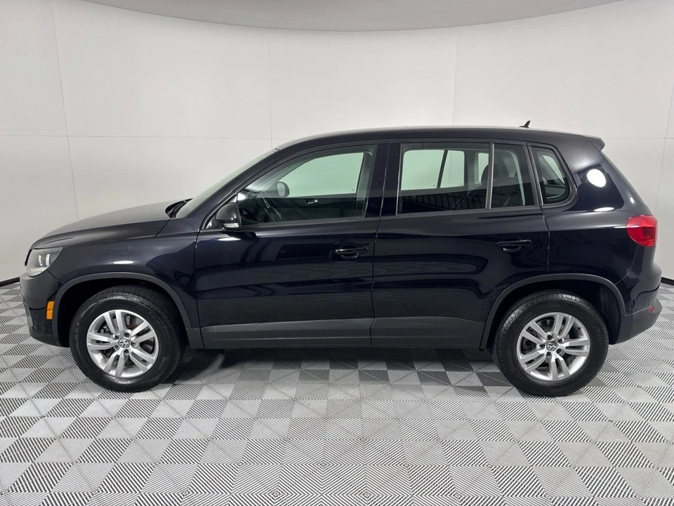 2014 Volkswagen Tiguan - Image 8 of 12