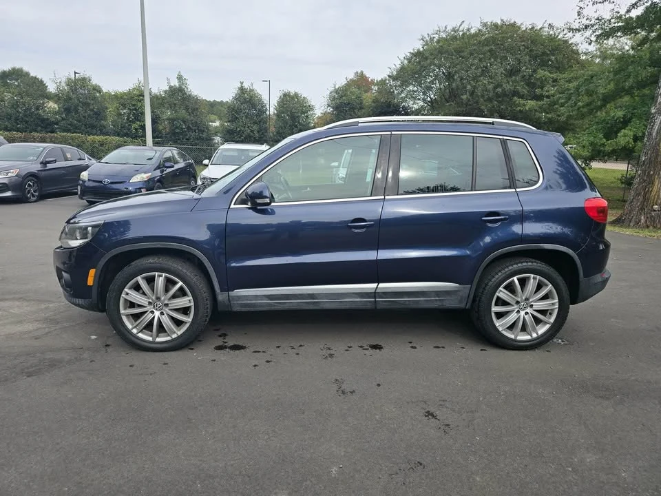 2014 Volkswagen Tiguan - Image 4 of 16