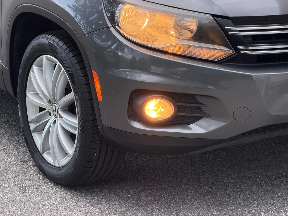 2014 Volkswagen Tiguan - Image 16 of 31