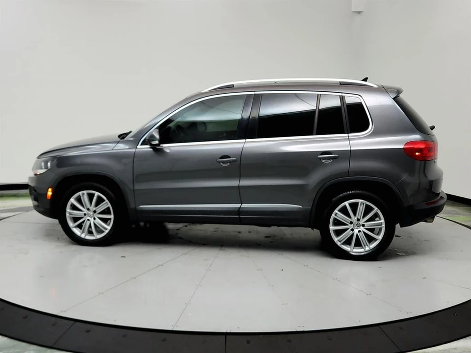 2014 Volkswagen Tiguan - Image 8 of 12