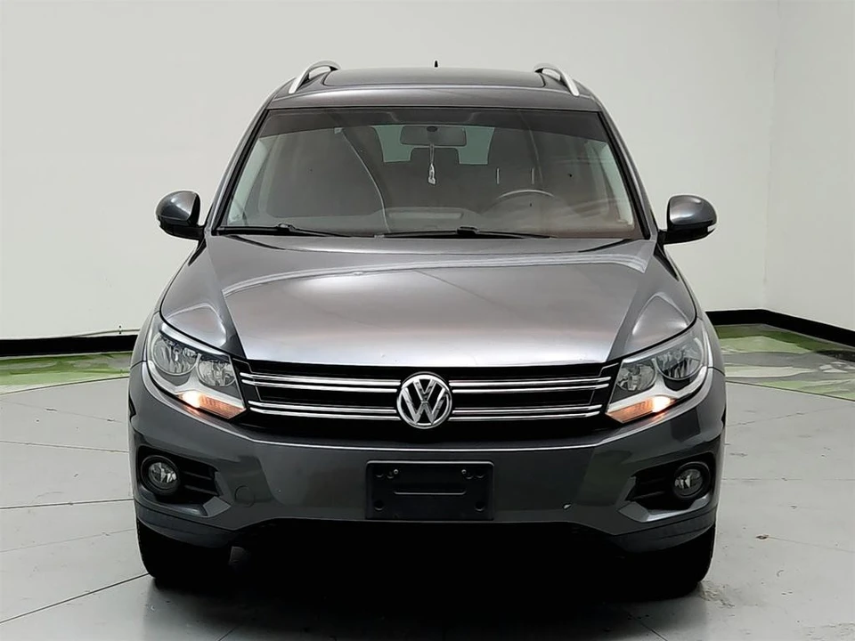 2014 Volkswagen Tiguan - Image 2 of 12