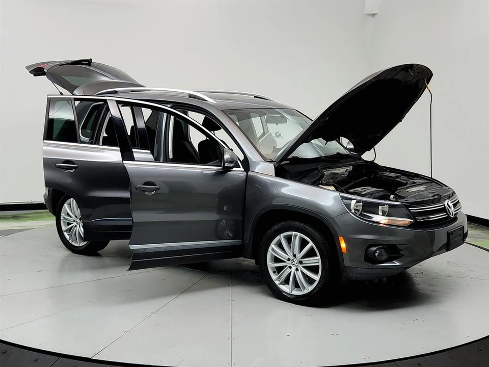 2014 Volkswagen Tiguan - Image 10 of 12