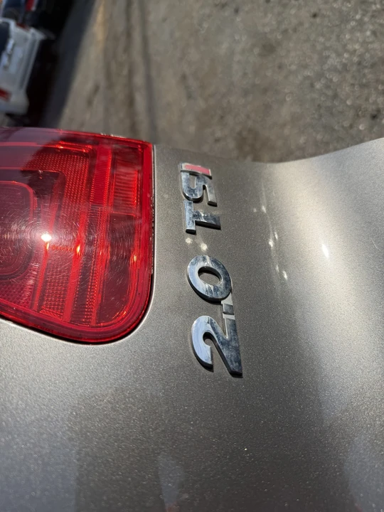 2014 Volkswagen Tiguan - Image 12 of 21
