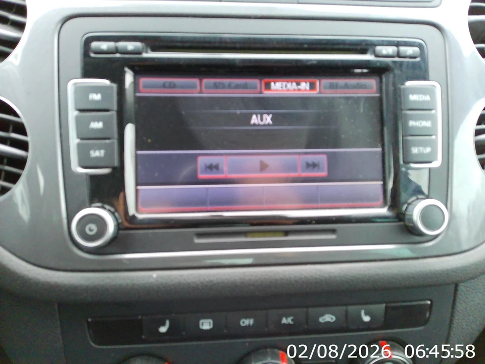2014 Volkswagen Tiguan - Image 14 of 21