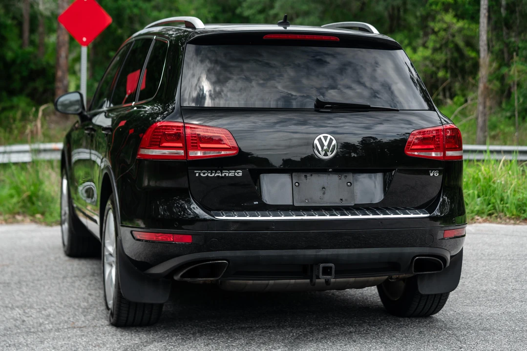2014 Volkswagen Touareg - Image 17 of 31