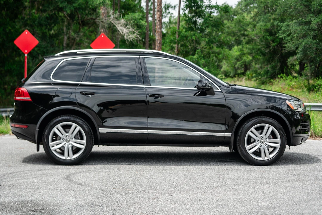 2014 Volkswagen Touareg - Image 3 of 31