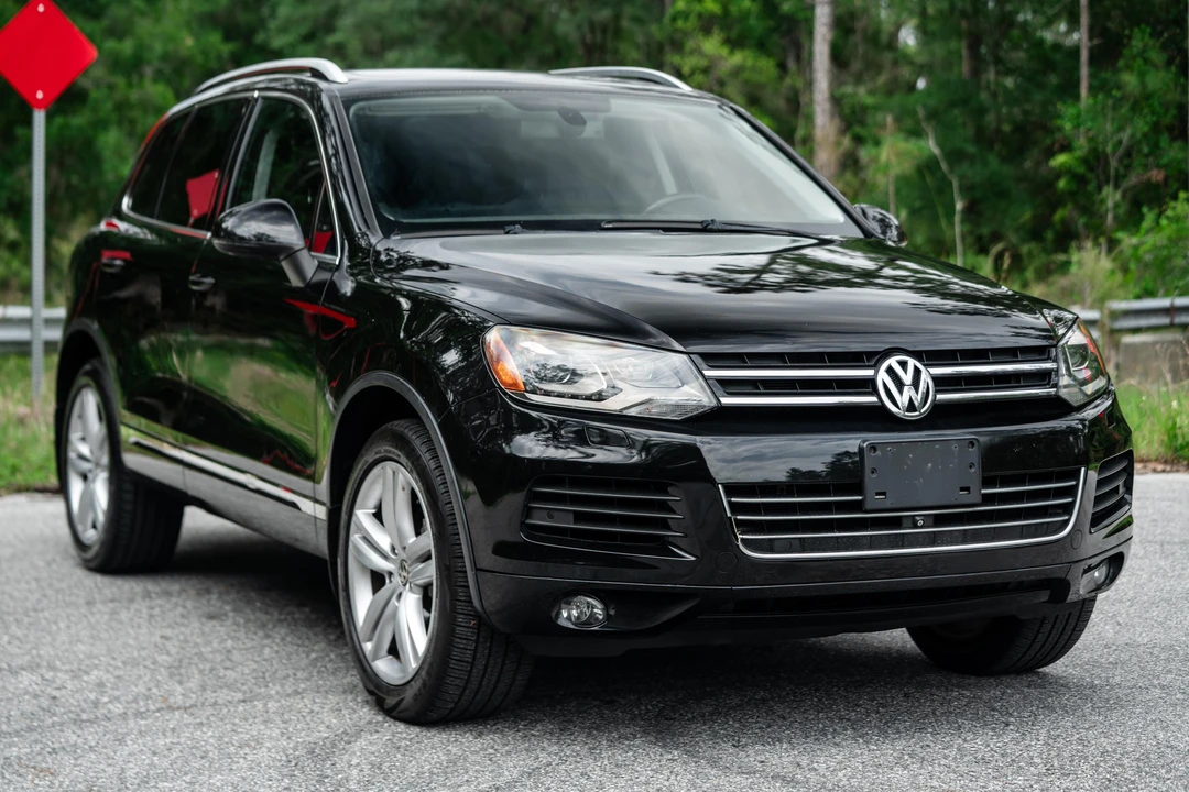 2014 Volkswagen Touareg - Image 29 of 31