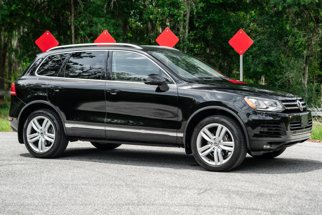 2014 Volkswagen Touareg - Image 25 of 31
