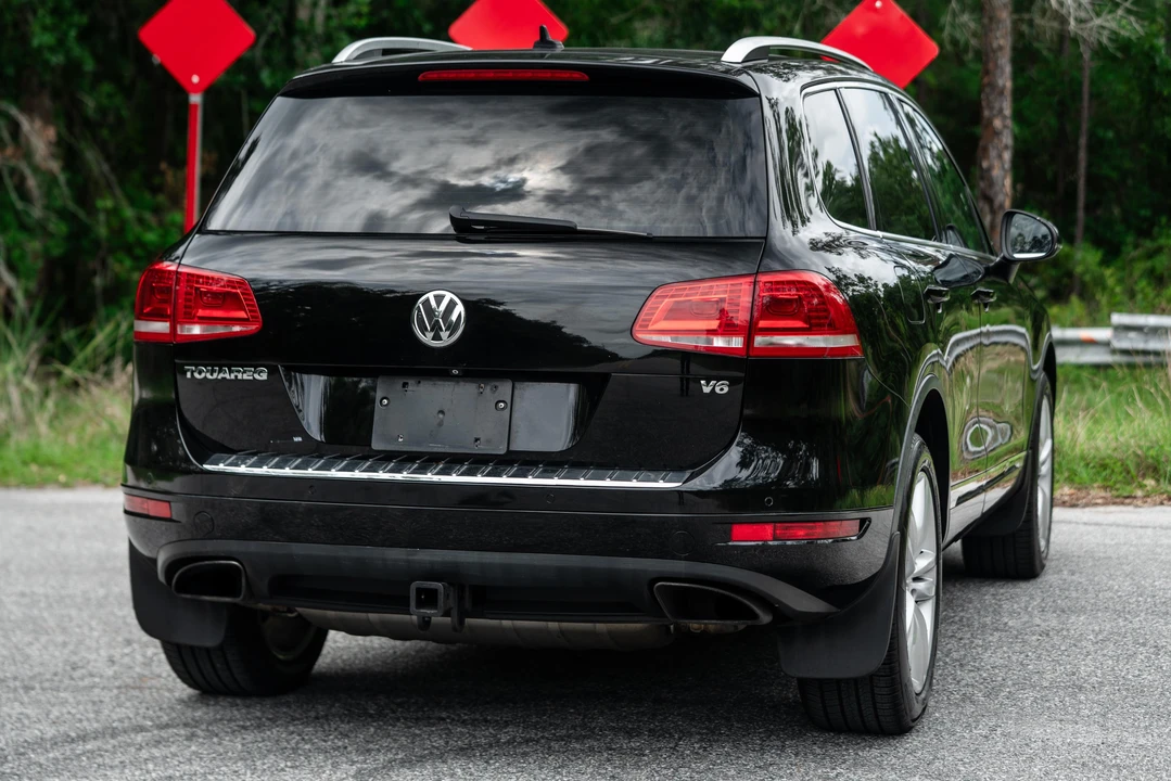 2014 Volkswagen Touareg - Image 18 of 31