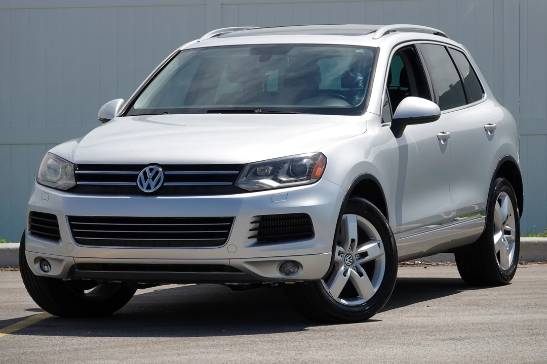 2014 Volkswagen Touareg - Image 8 of 31