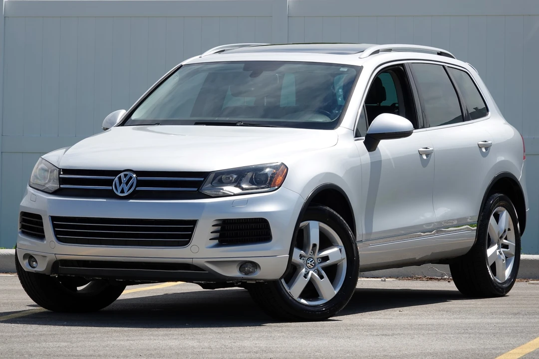 2014 Volkswagen Touareg - Image 12 of 31