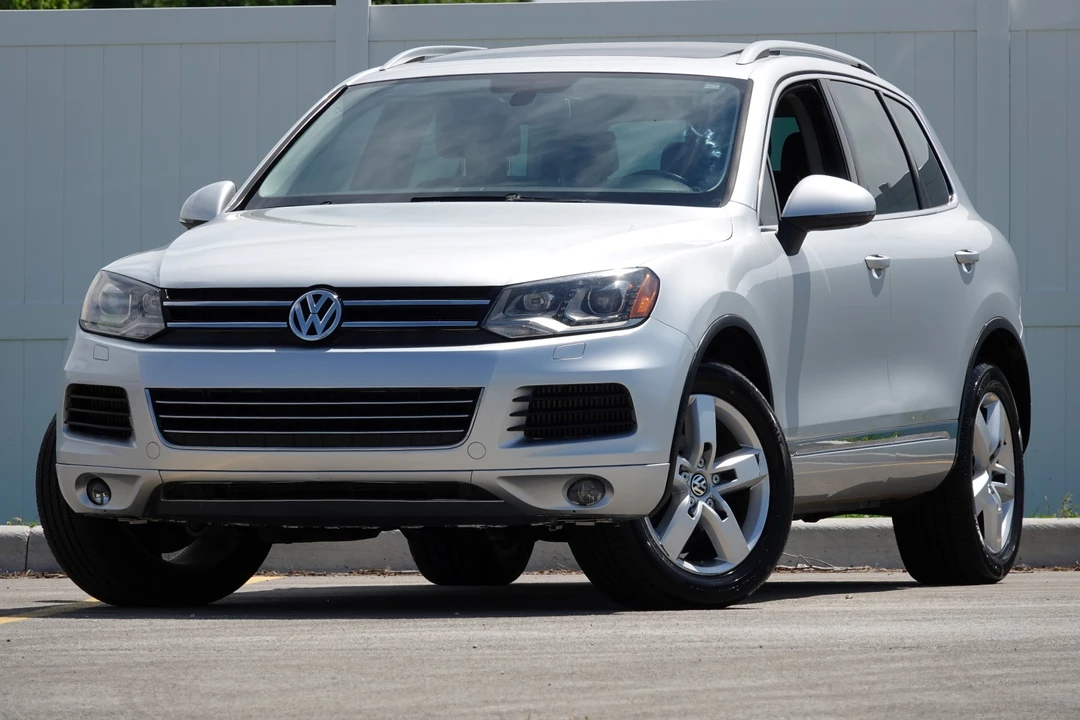 2014 Volkswagen Touareg - Image 9 of 31