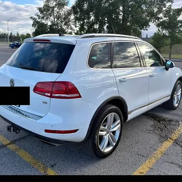 2014 Volkswagen Touareg V6 AWD