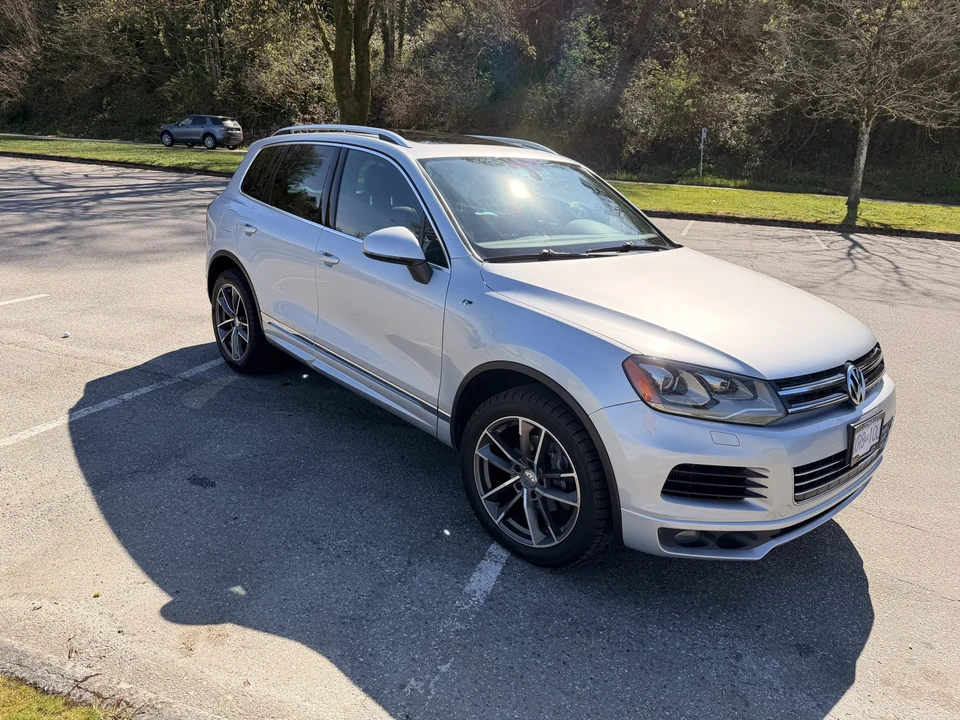2014 Volkswagen Touareg - Image 9 of 21