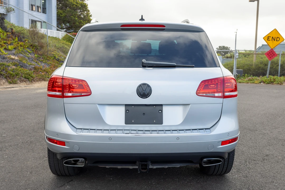 2014 Volkswagen Touareg - Image 9 of 31