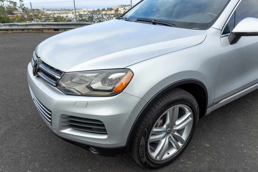 2014 Volkswagen Touareg - Image 20 of 31