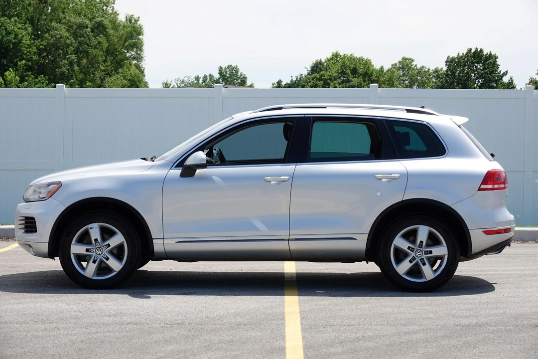 2014 Volkswagen Touareg - Image 6 of 31