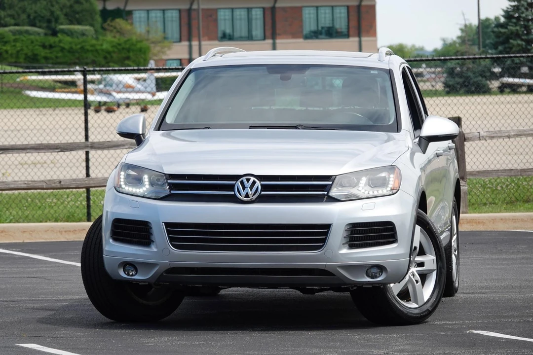 2014 Volkswagen Touareg - Image 28 of 31