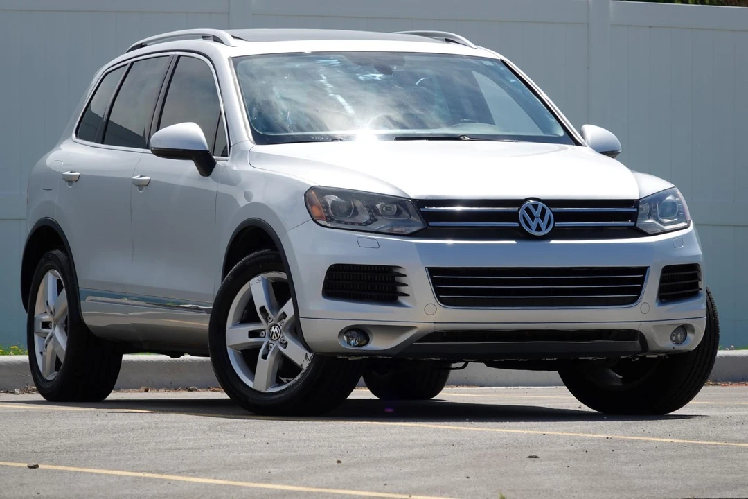 2014 Volkswagen Touareg - Image 25 of 31
