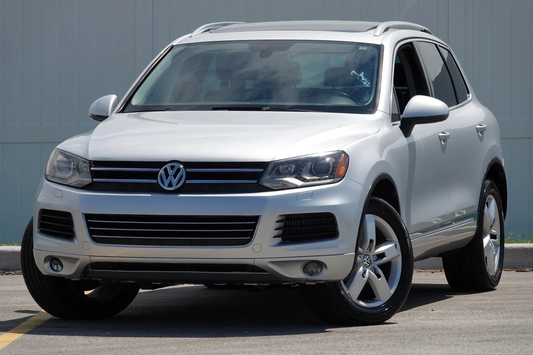2014 Volkswagen Touareg - Image 9 of 31